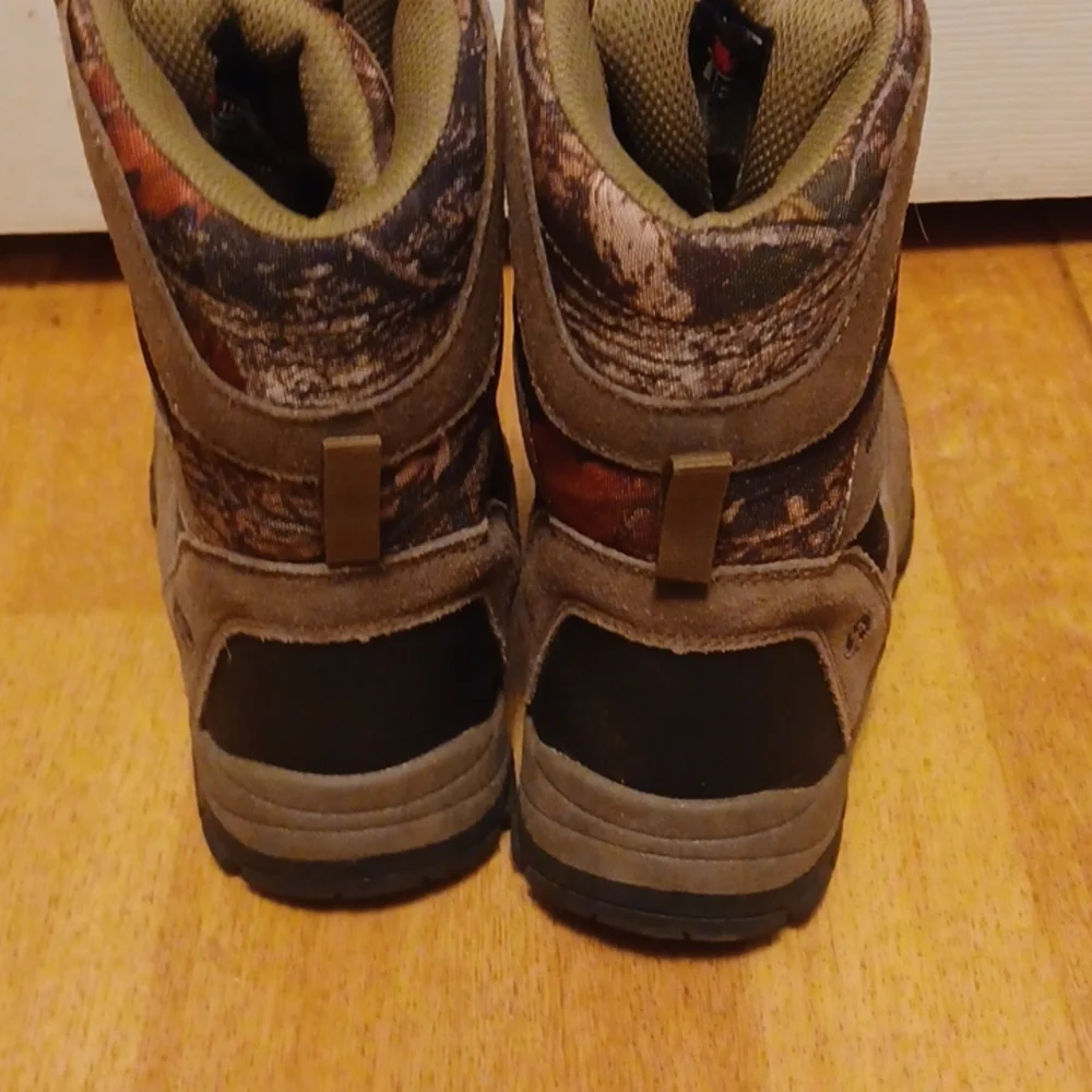 Northside boots Waterproof insulated   size 2